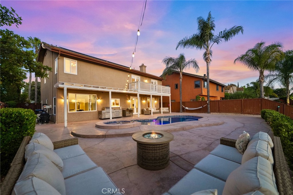 40493 Calle Katerine