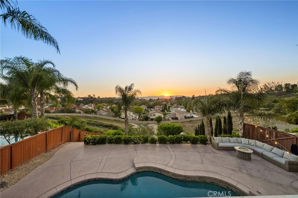 40493 Calle Katerine