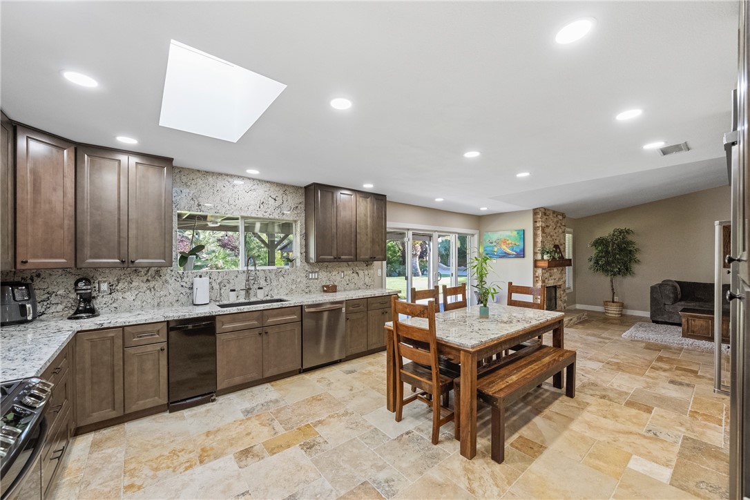 14705 Cobblestone Lane