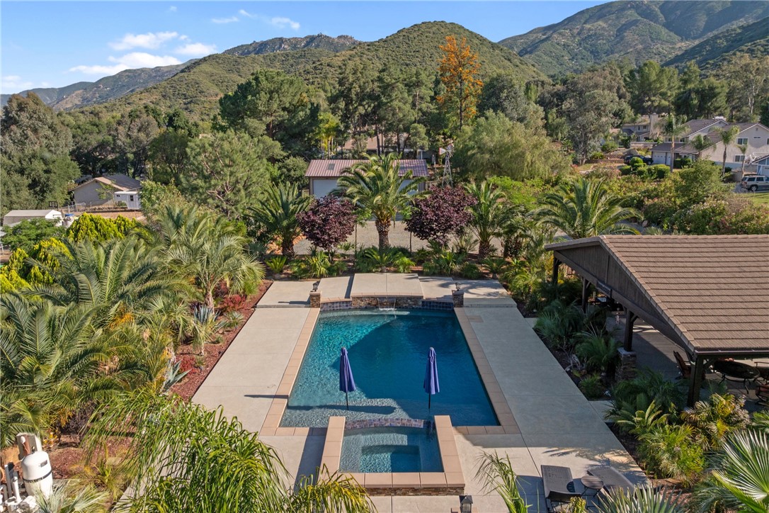 14705 Cobblestone Lane