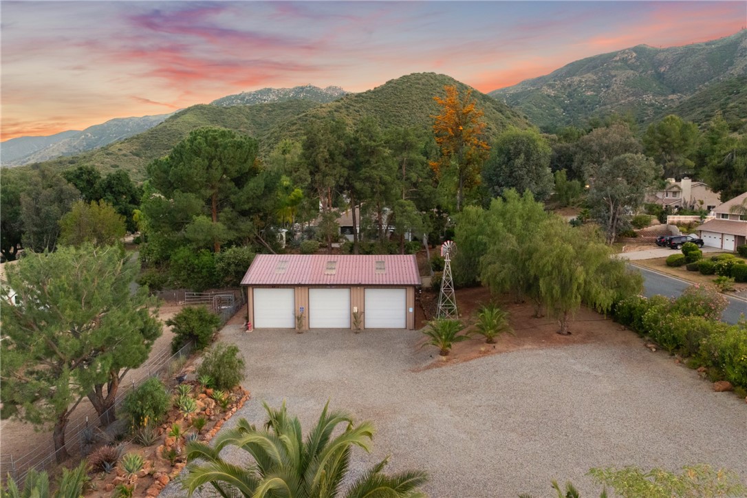 14705 Cobblestone Lane