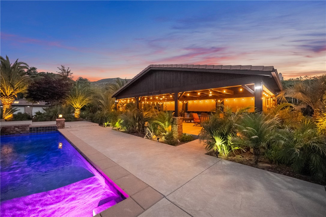 14705 Cobblestone Lane