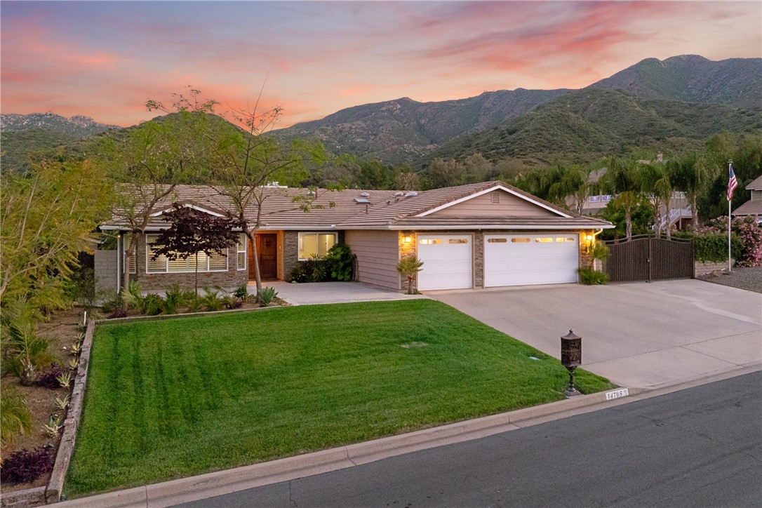 14705 Cobblestone Lane