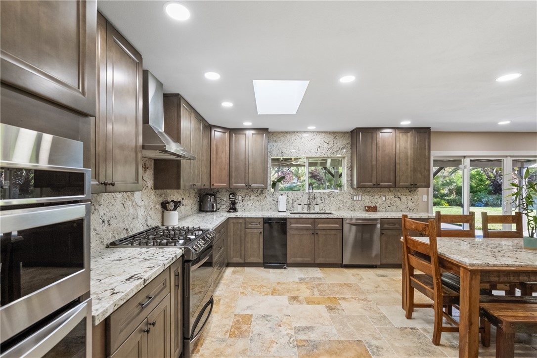 14705 Cobblestone Lane