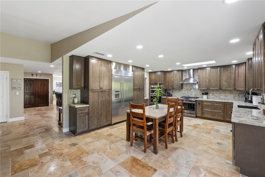 14705 Cobblestone Lane