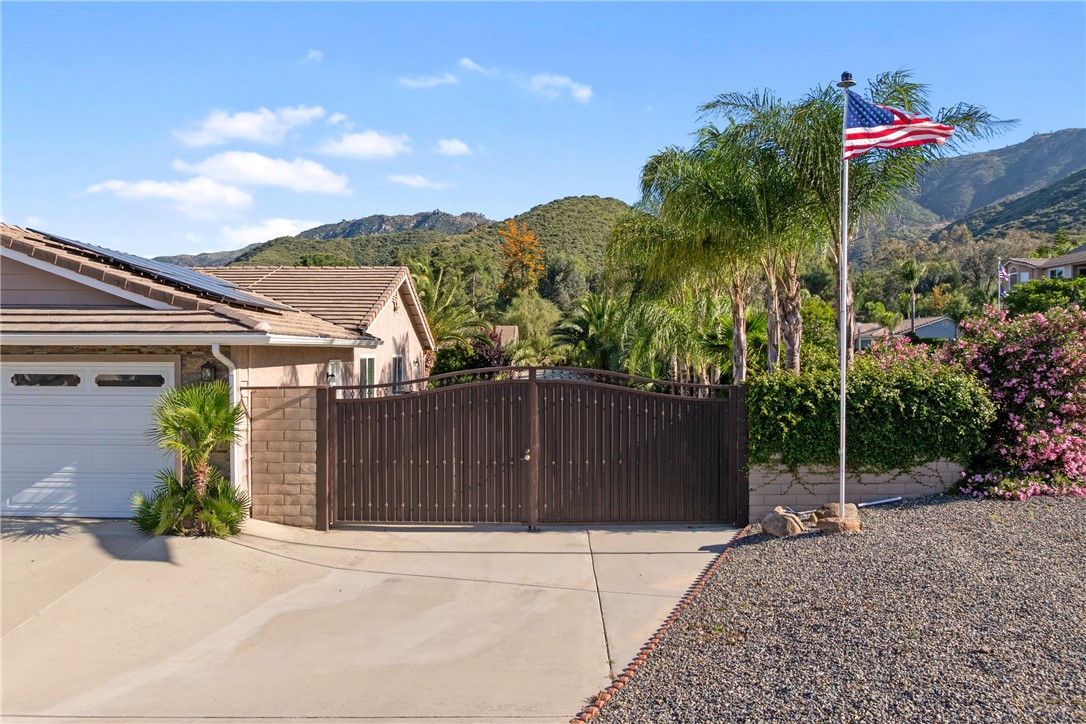 14705 Cobblestone Lane