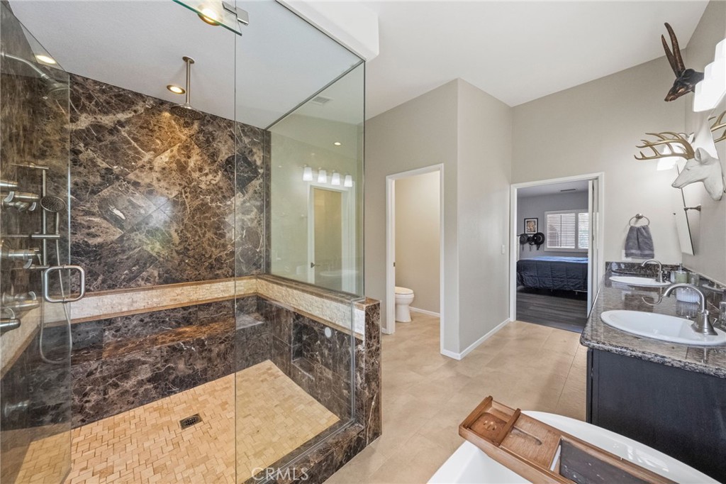 40406 Calle Katerine