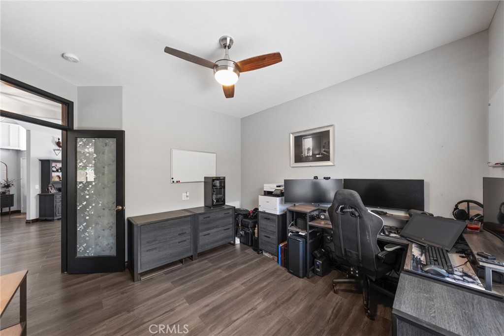 40406 Calle Katerine