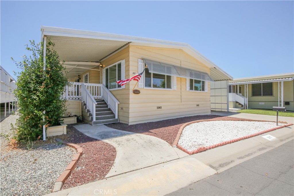 27601 Sun City Boulevard 217
