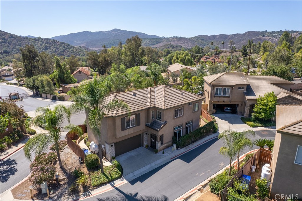 29818 Hillside View Ct