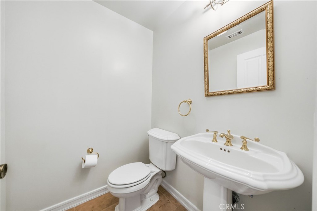 3995 Via Monte Alegre