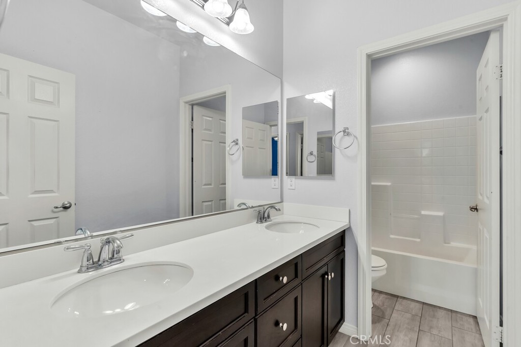 24038 Montecito