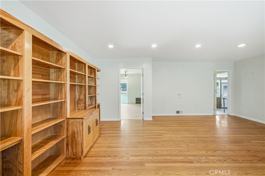 26850 Columbia Street