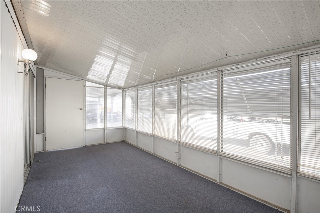 725 W Thornton 41