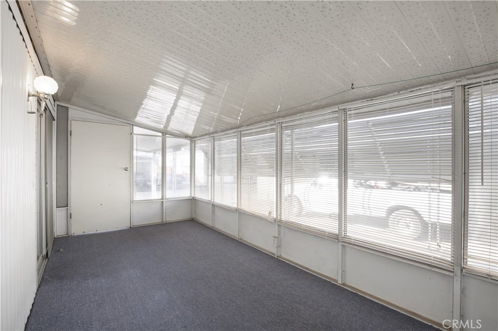 725 W Thornton 41