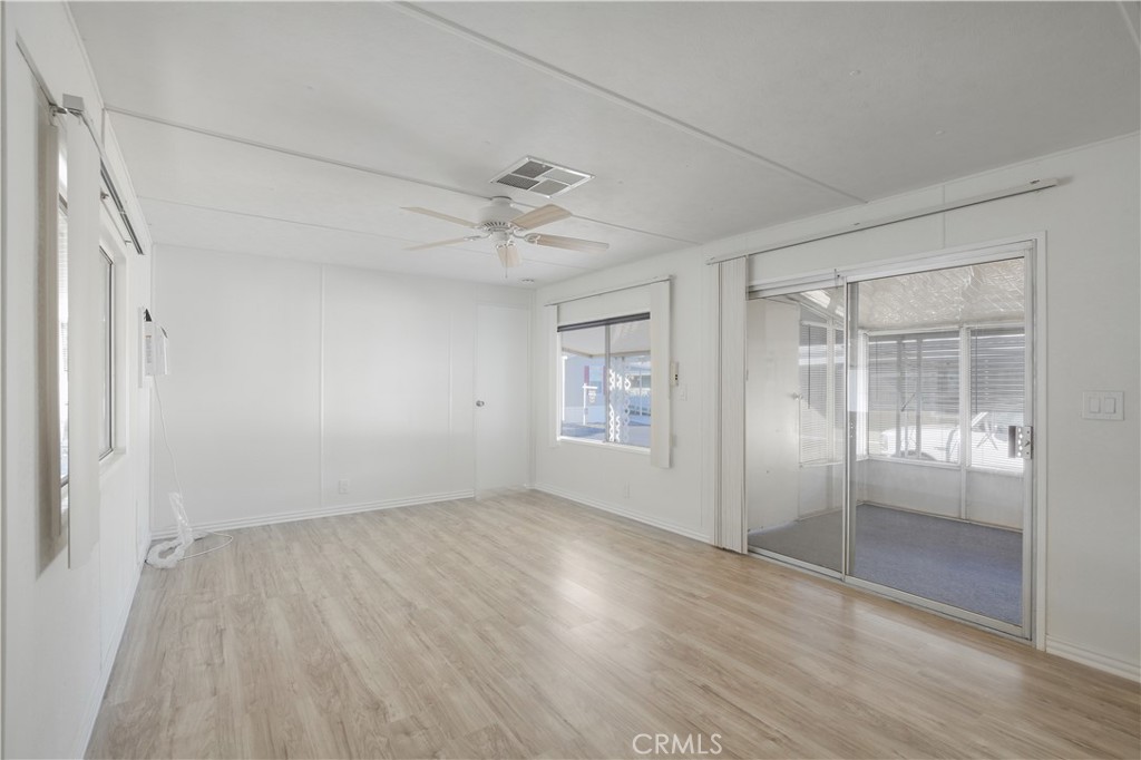 725 W Thornton 41