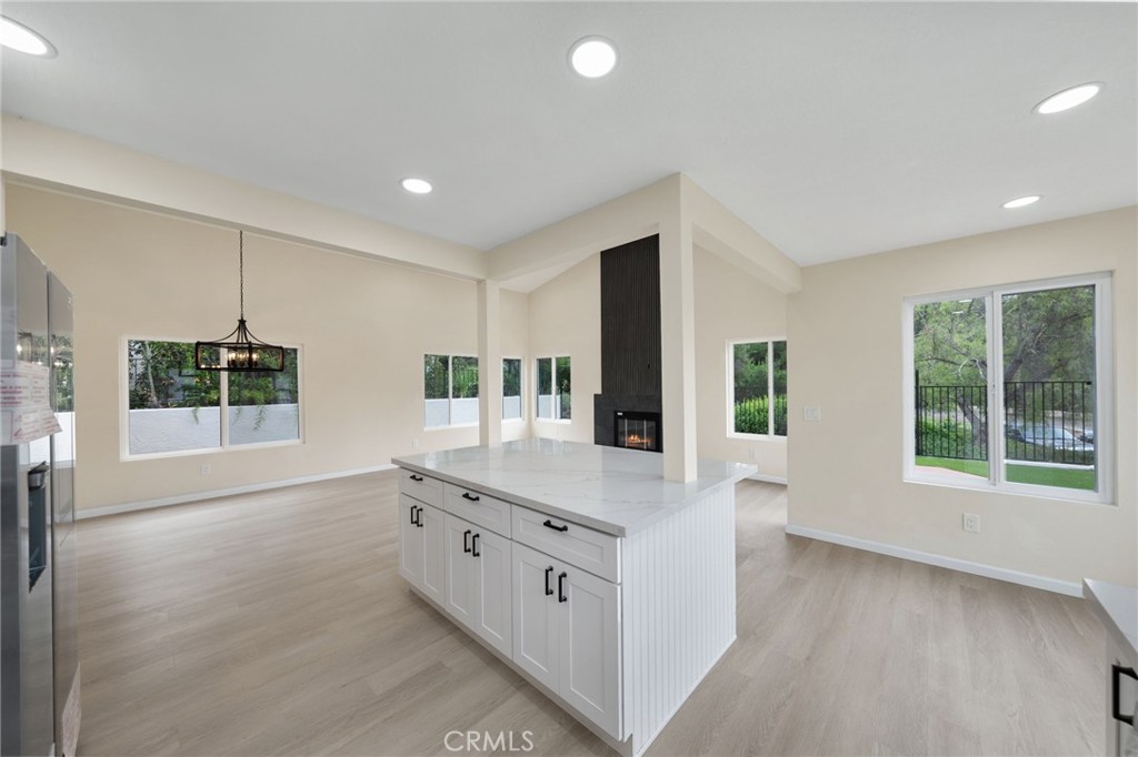 1723 Larkhaven Glen
