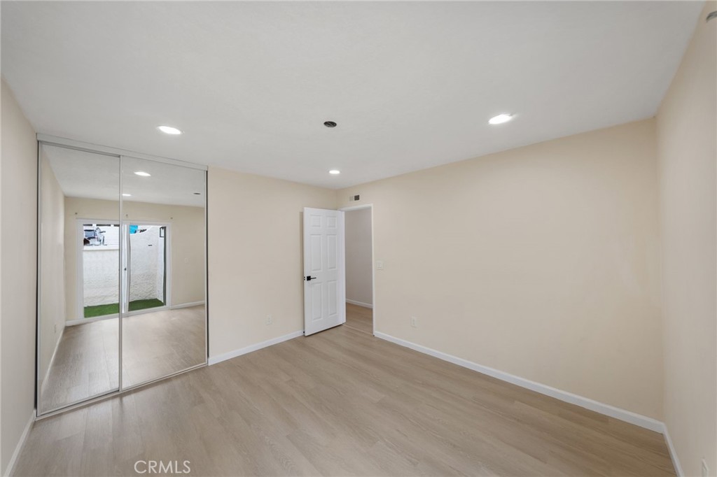 1723 Larkhaven Glen