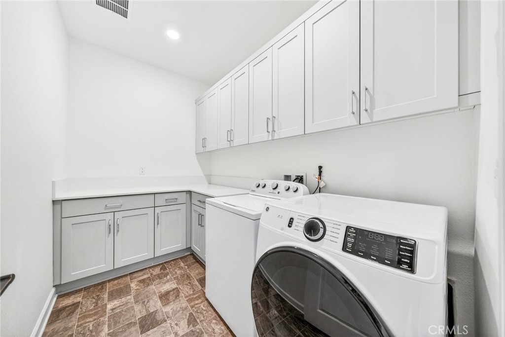 1218 Sunrise View 105