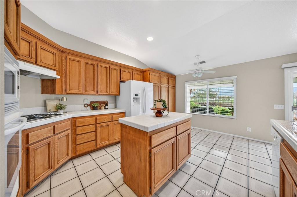 23045 Sweetbay Circle