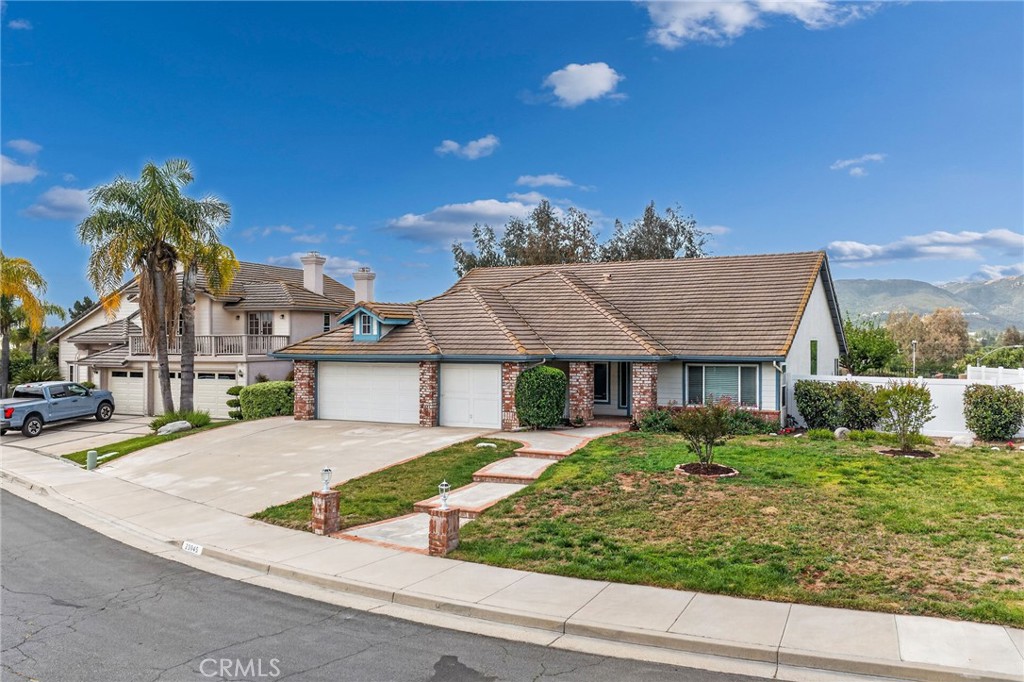 23045 Sweetbay Circle