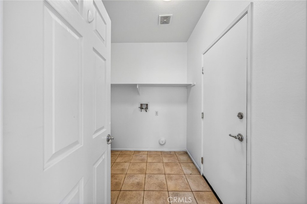 28502 Oasis View Cir