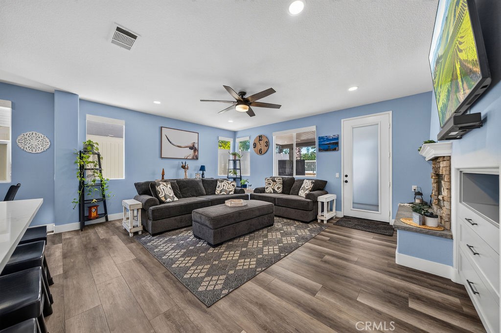 43683 Altamura Court