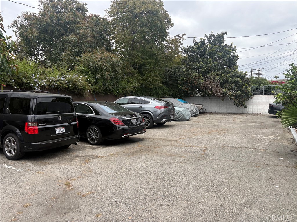 4760 S Figueroa