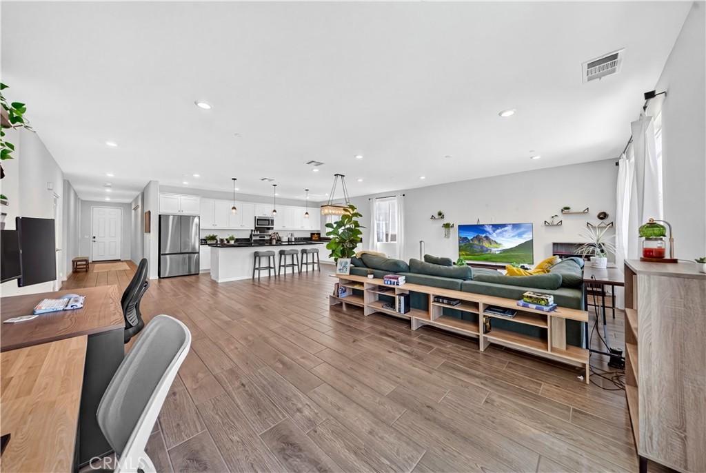 29877 Solardo Drive