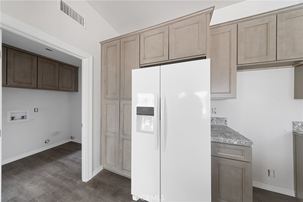 9607 Oakmount