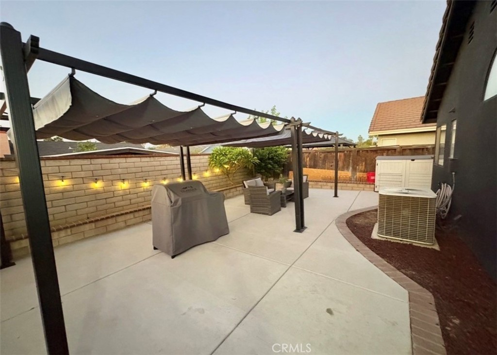 518 Lassa Way