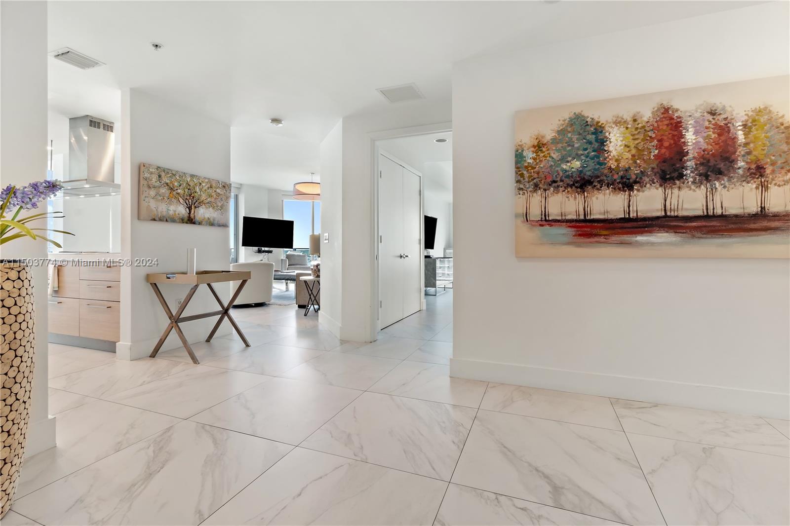 17301 Biscayne Blvd # 909