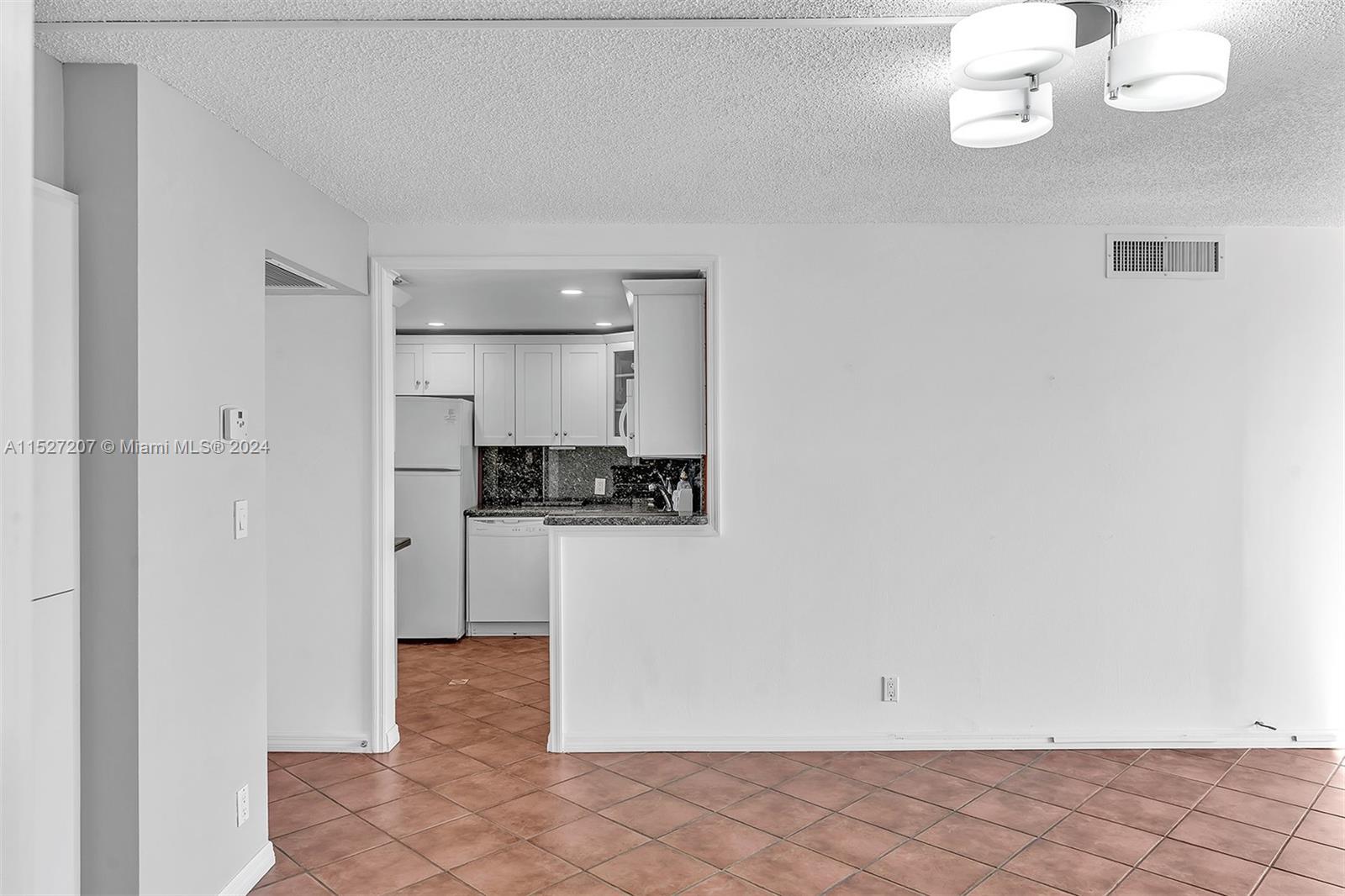 20400 W Country Club Dr # 506