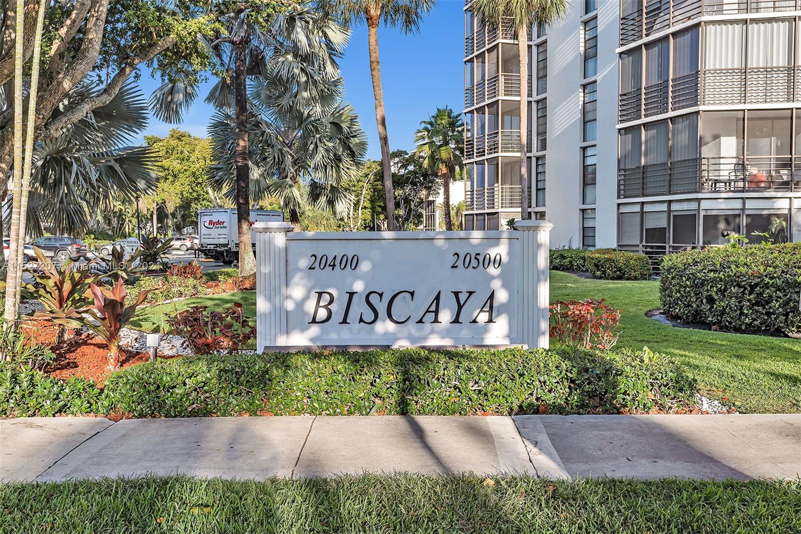 20400 W Country Club Dr # 506