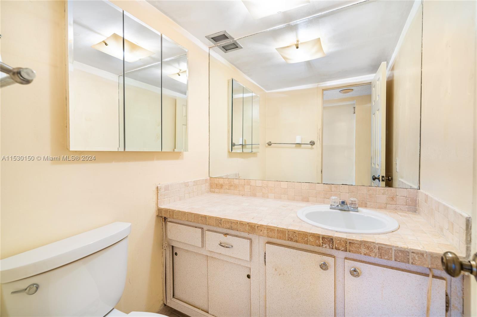 2750 NE 183rd St Unit: 2012