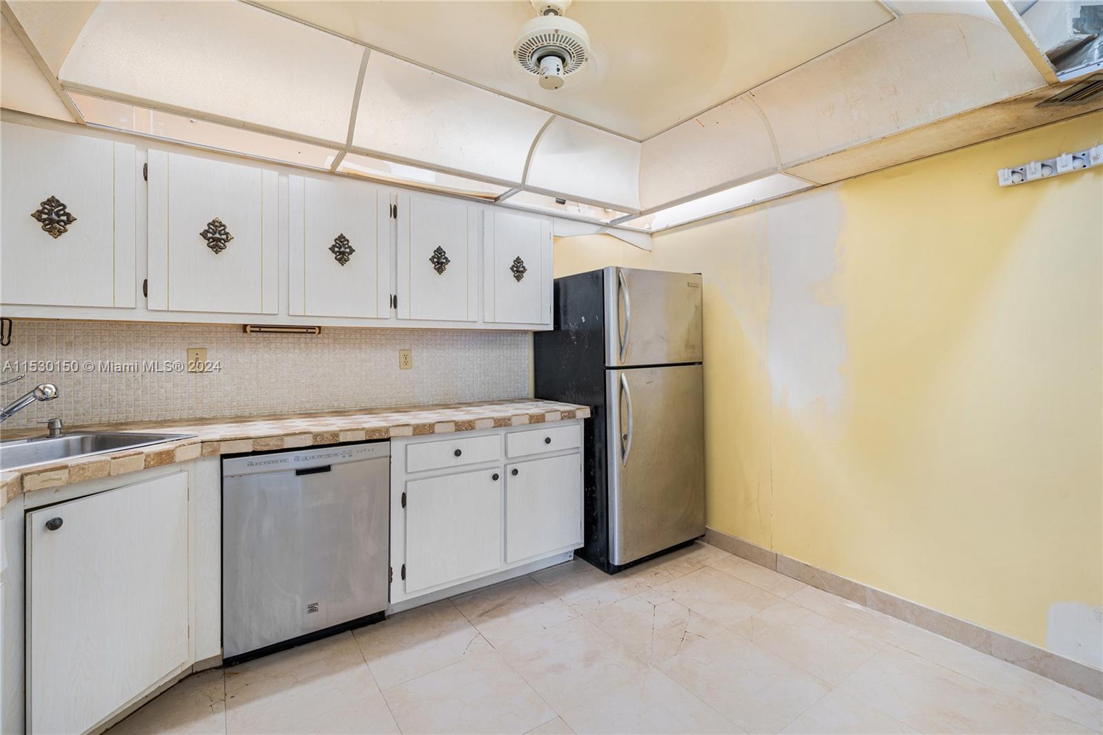 2750 NE 183rd St Unit: 2012