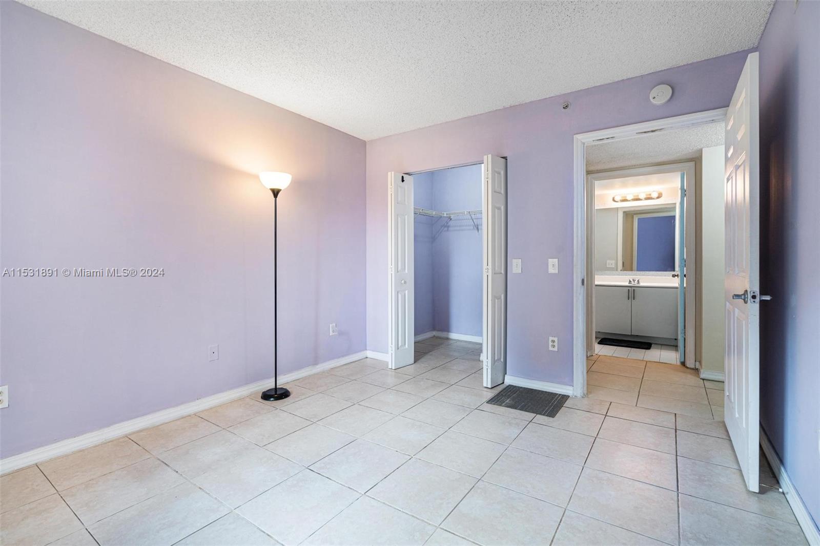 155 NW 96th Ter # 102 Unit: 2-102