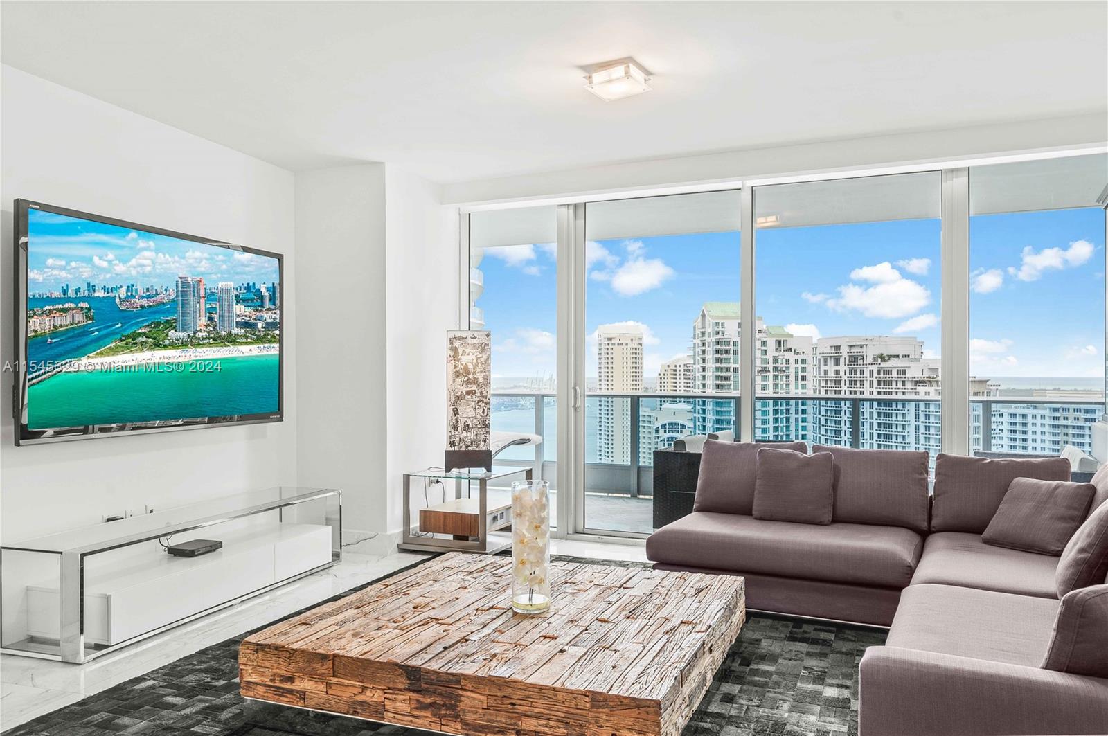 200 Biscayne Boulevard Way # 3805