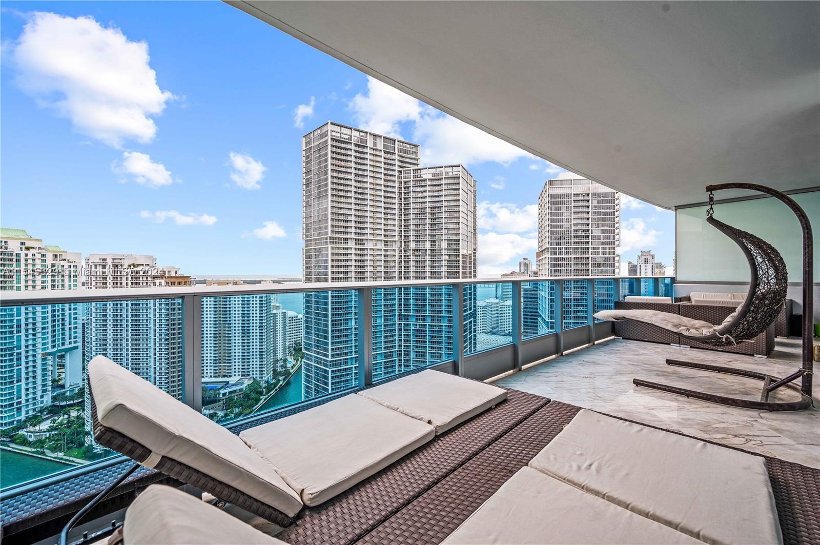 200 Biscayne Boulevard Way # 3805