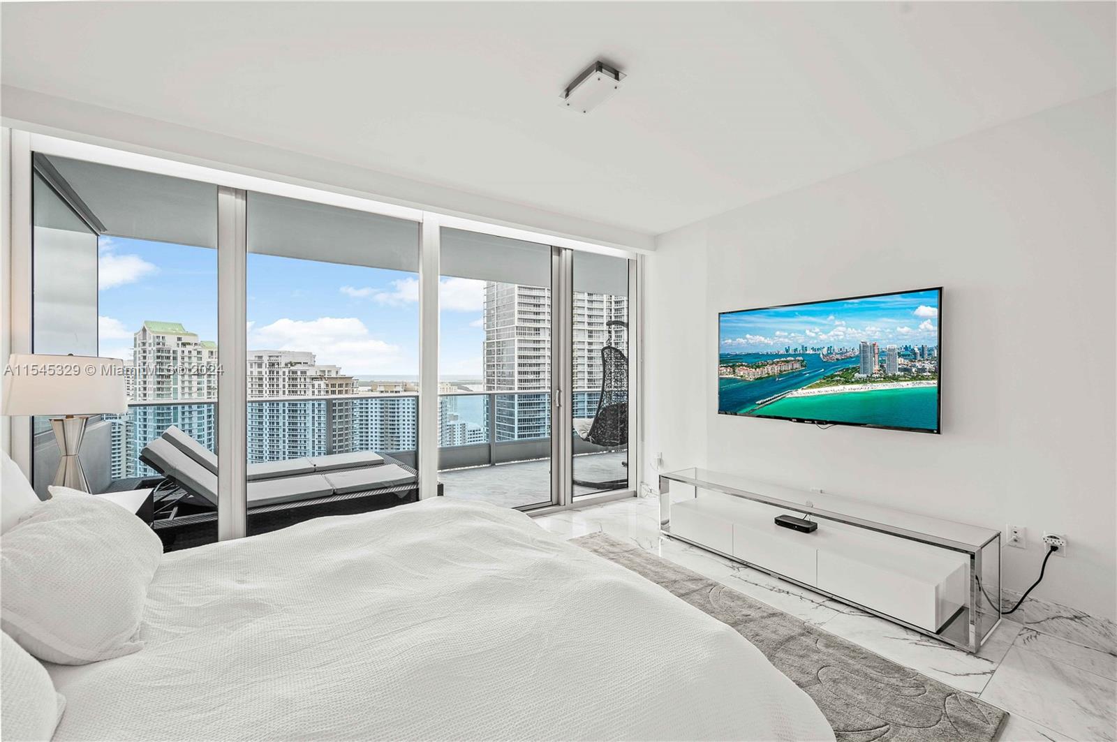 200 Biscayne Boulevard Way # 3805