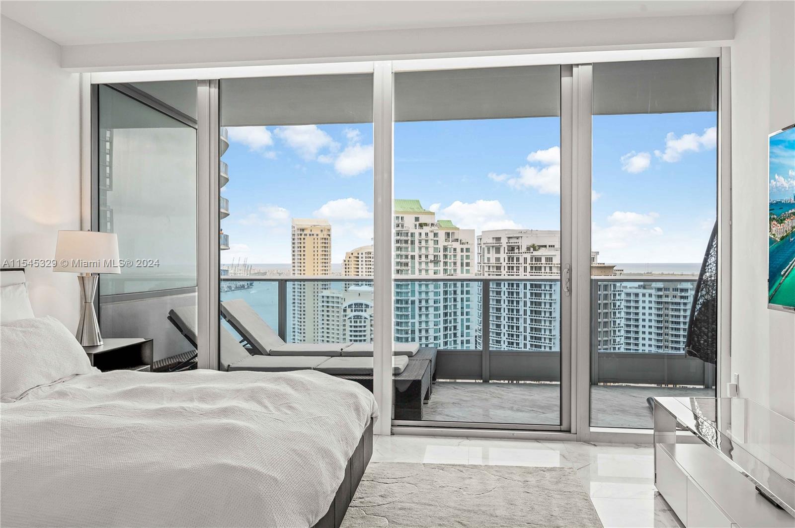 200 Biscayne Boulevard Way # 3805