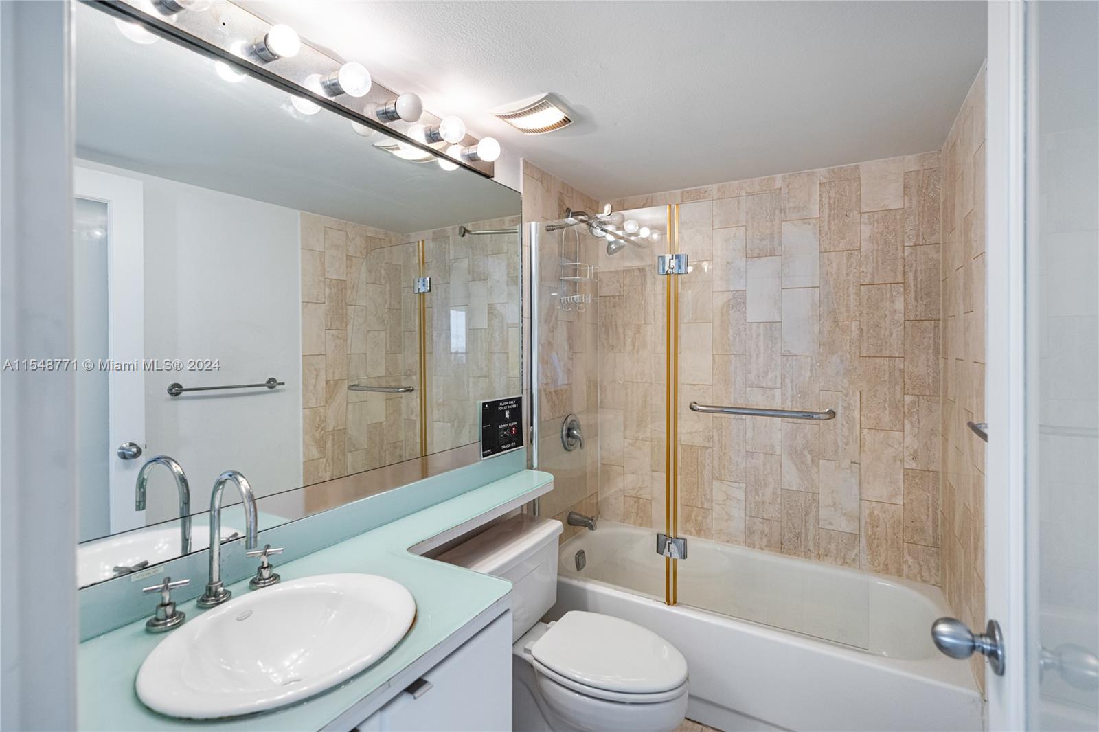 1717 N Bayshore Dr # 2636 Unit: A-2636