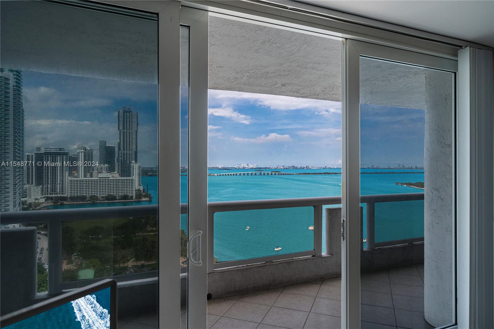 1717 N Bayshore Dr # 2636 Unit: A-2636