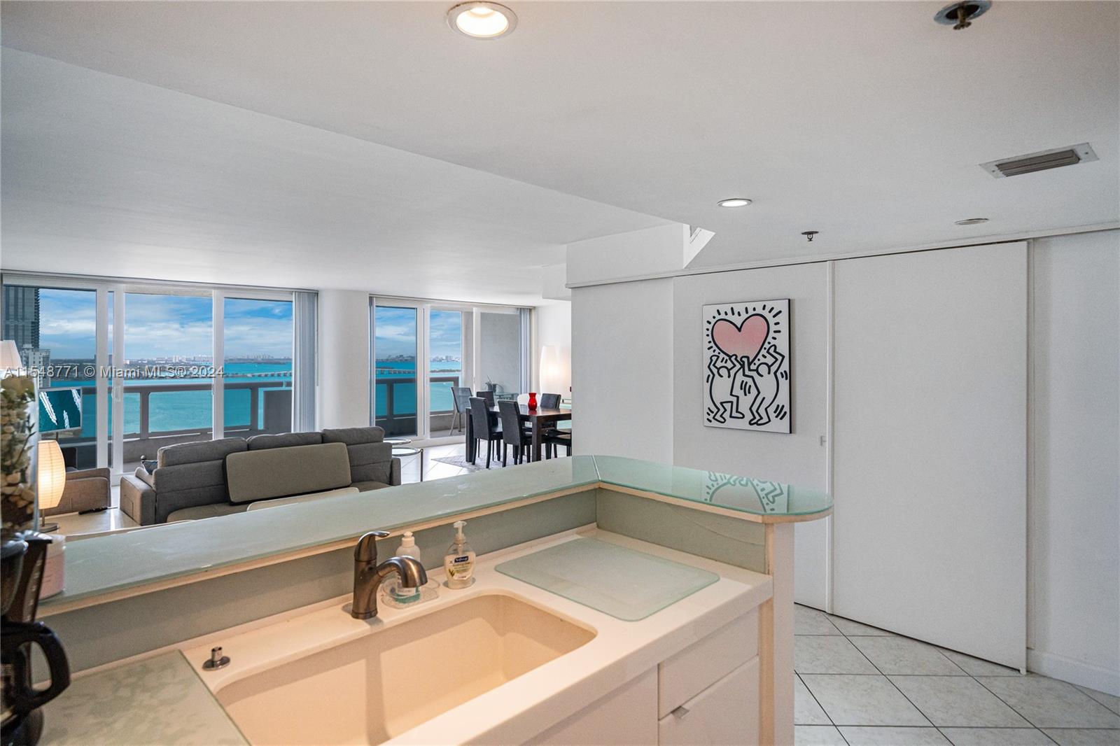 1717 N Bayshore Dr # 2636 Unit: A-2636