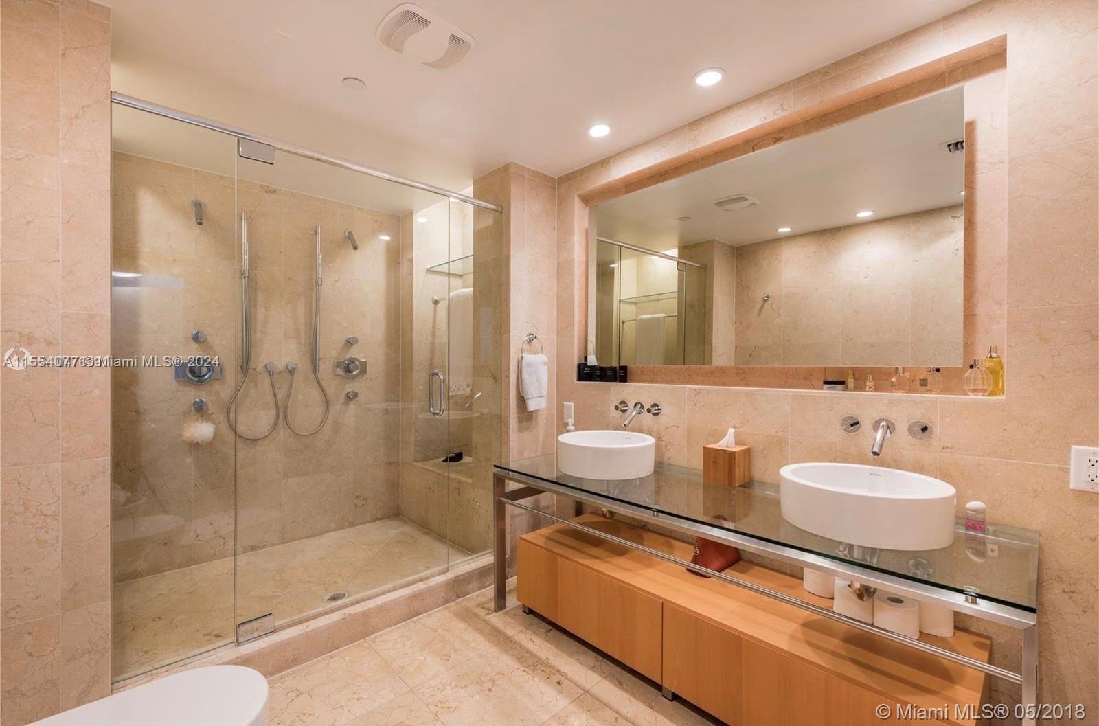 6000 Collins Ave # 310