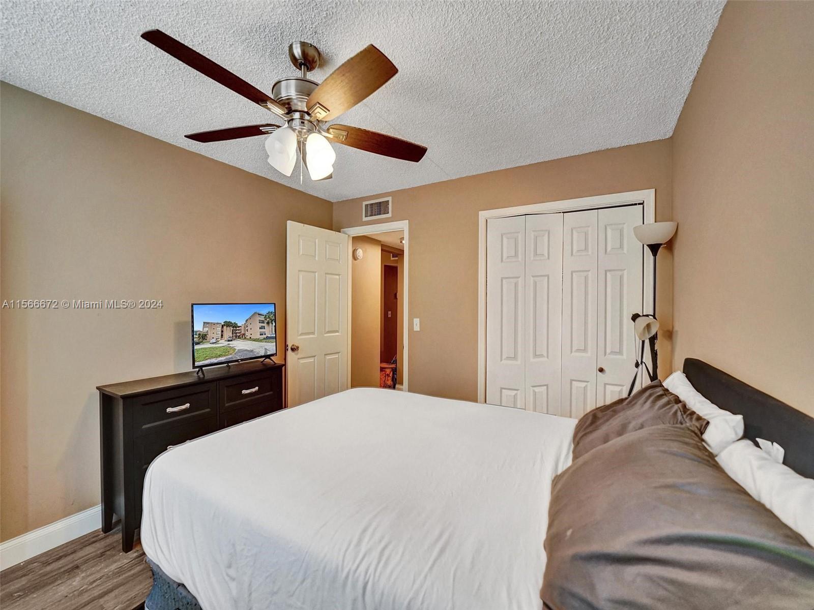 9450 Live Oak Pl # 304