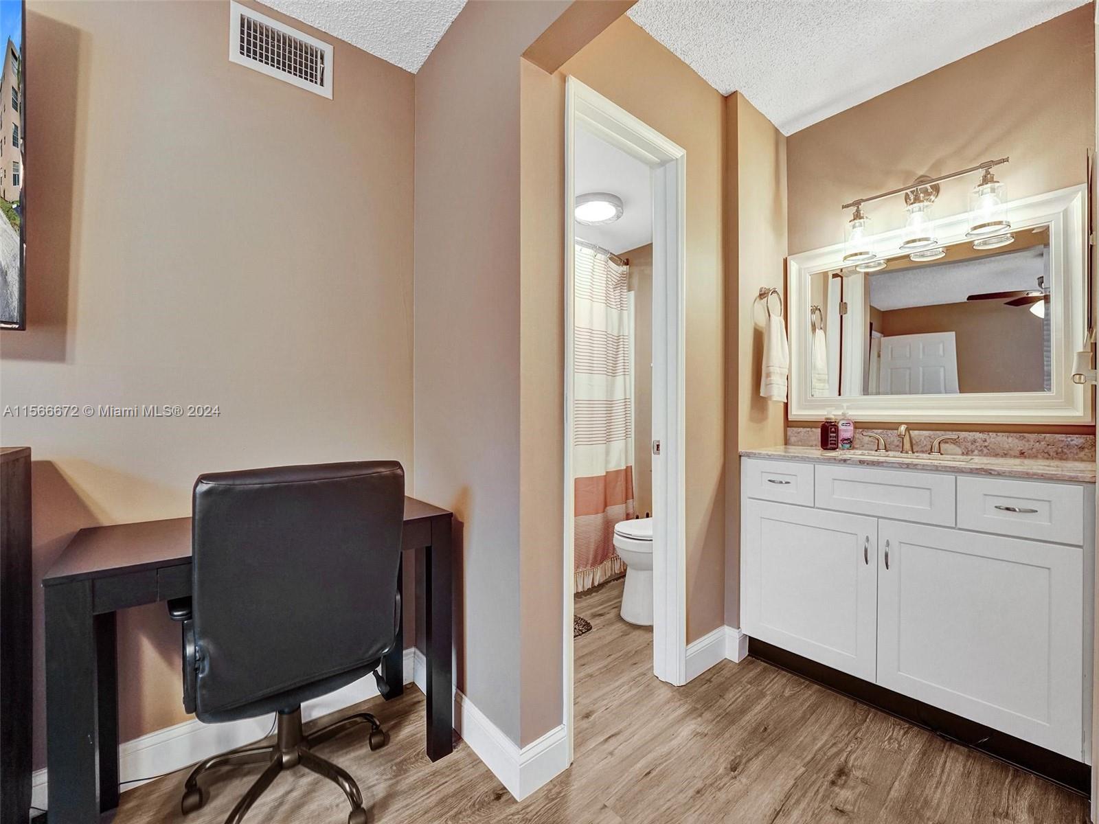 9450 Live Oak Pl # 304