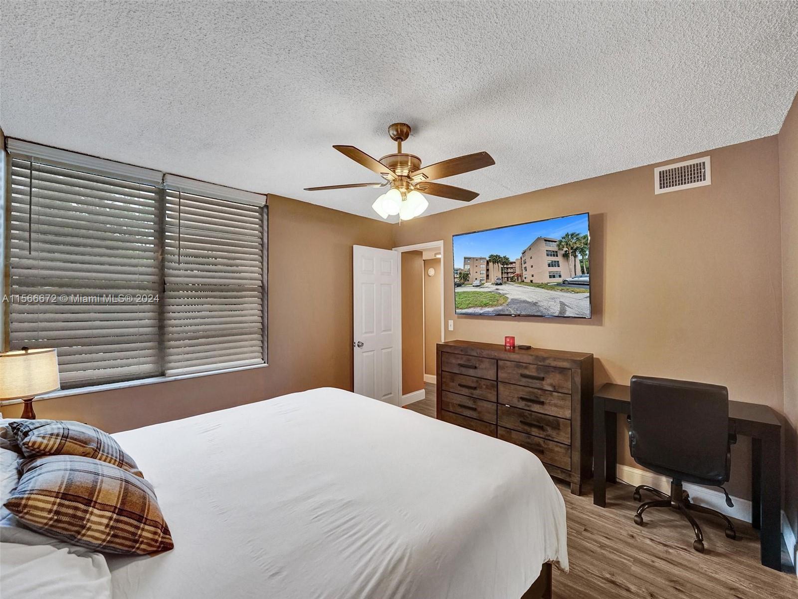 9450 Live Oak Pl # 304