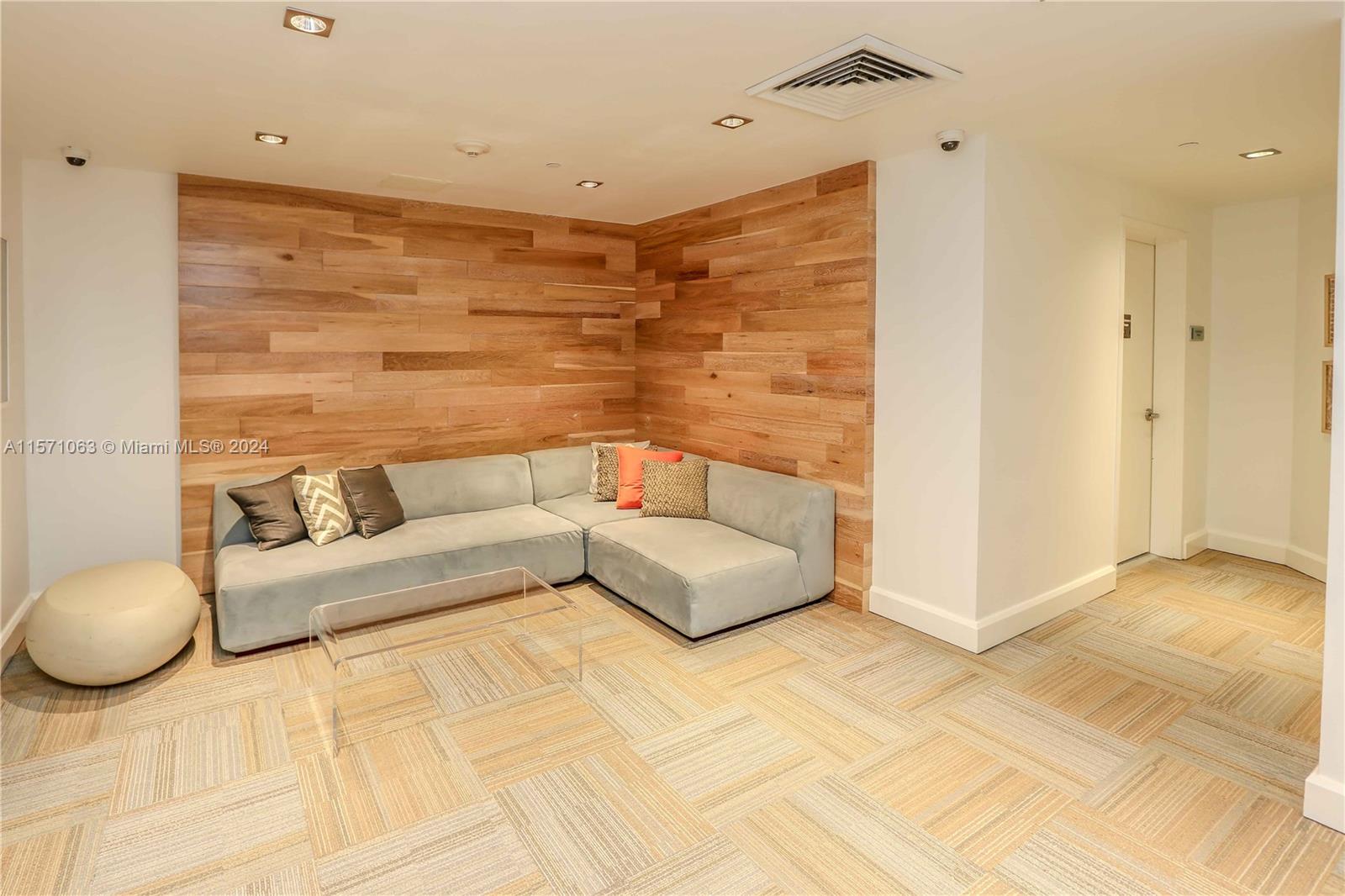 951 Brickell Ave # 3309