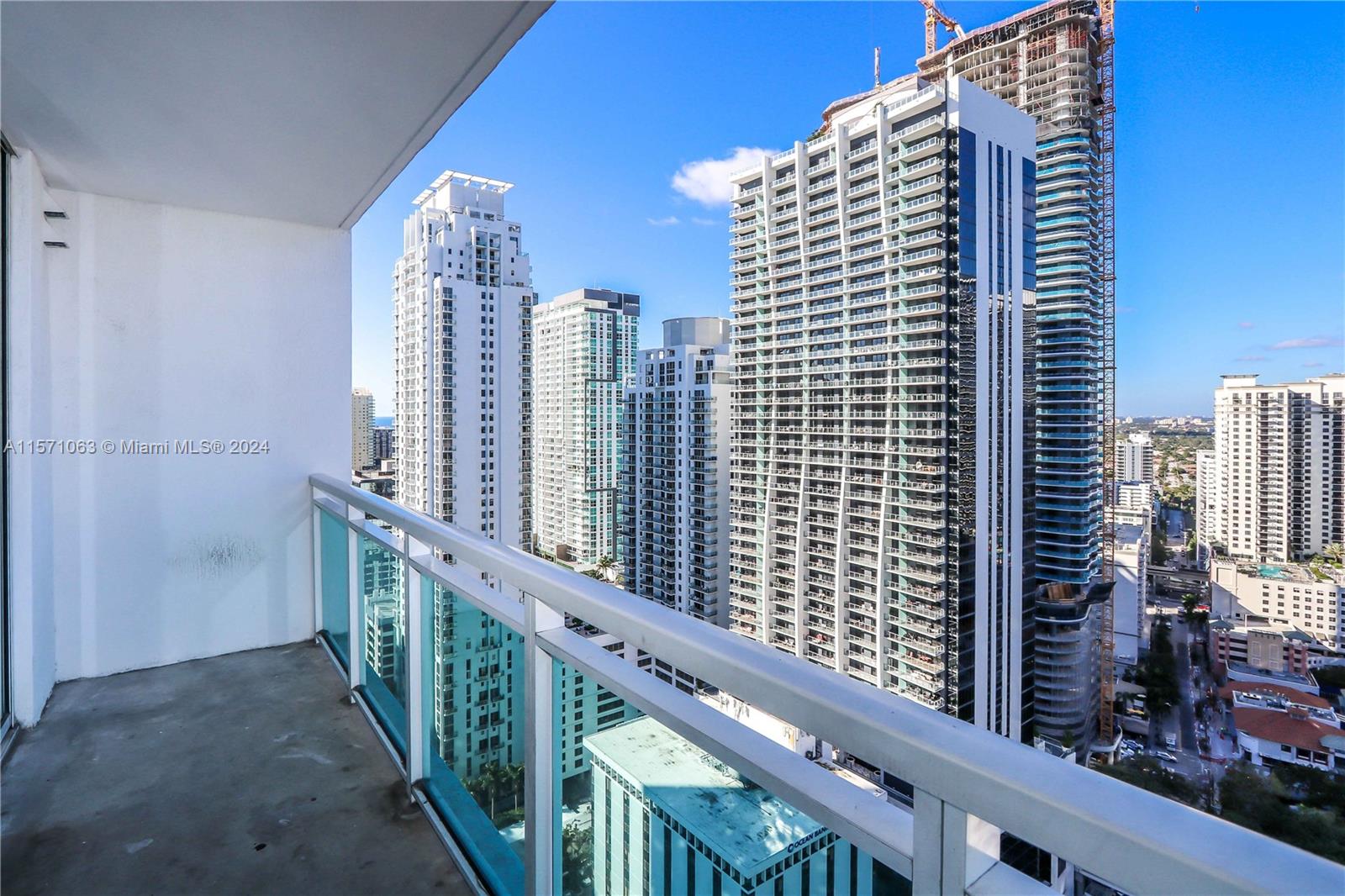 951 Brickell Ave # 3309